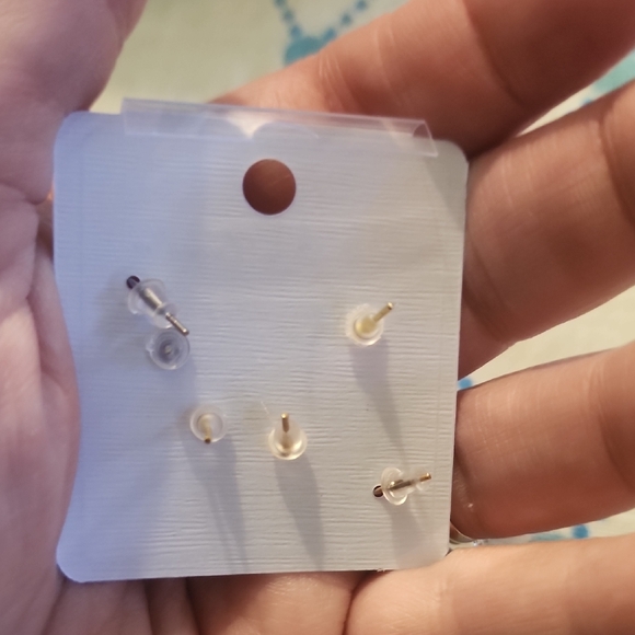 Gold and White Heart Earrings - Picture 2 of 2